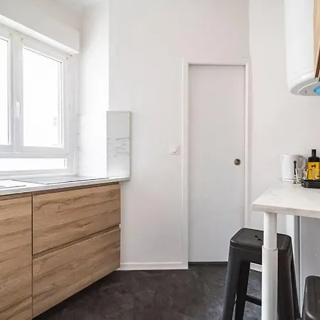 Apartament Le Jaures - 2 Chambres - Centre Ville Reims